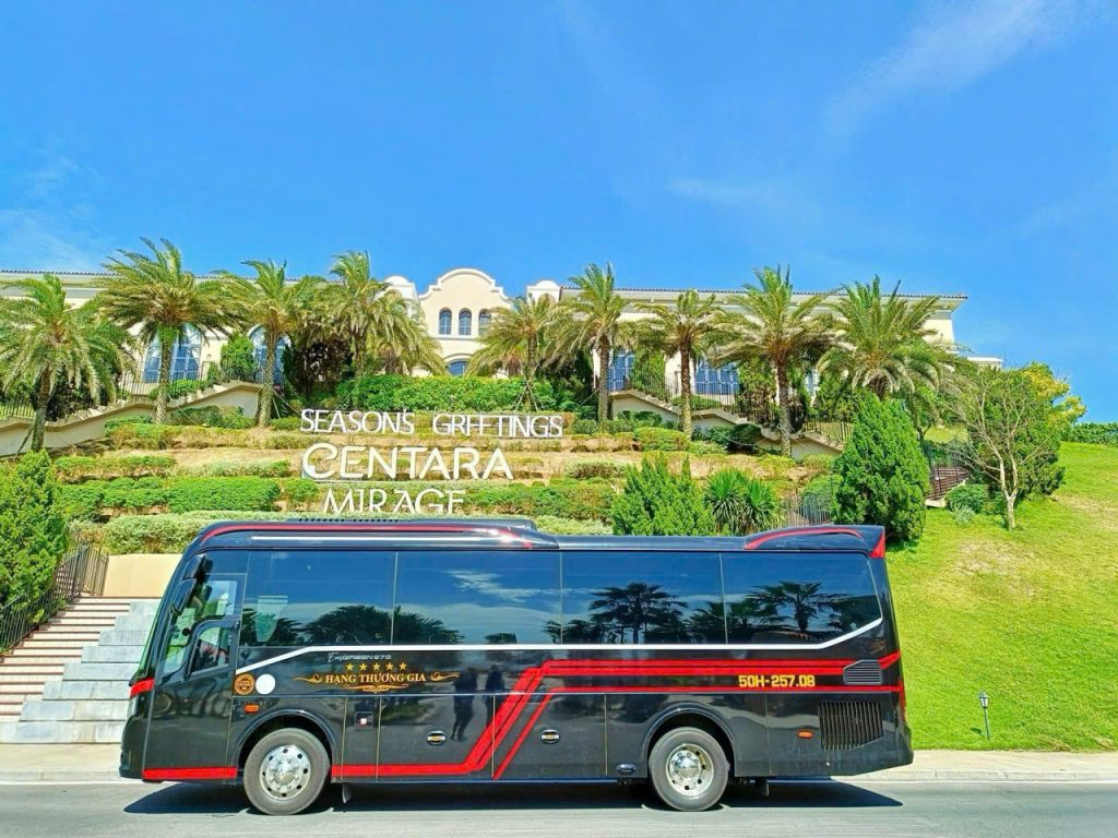 limousine bus hire hcmc