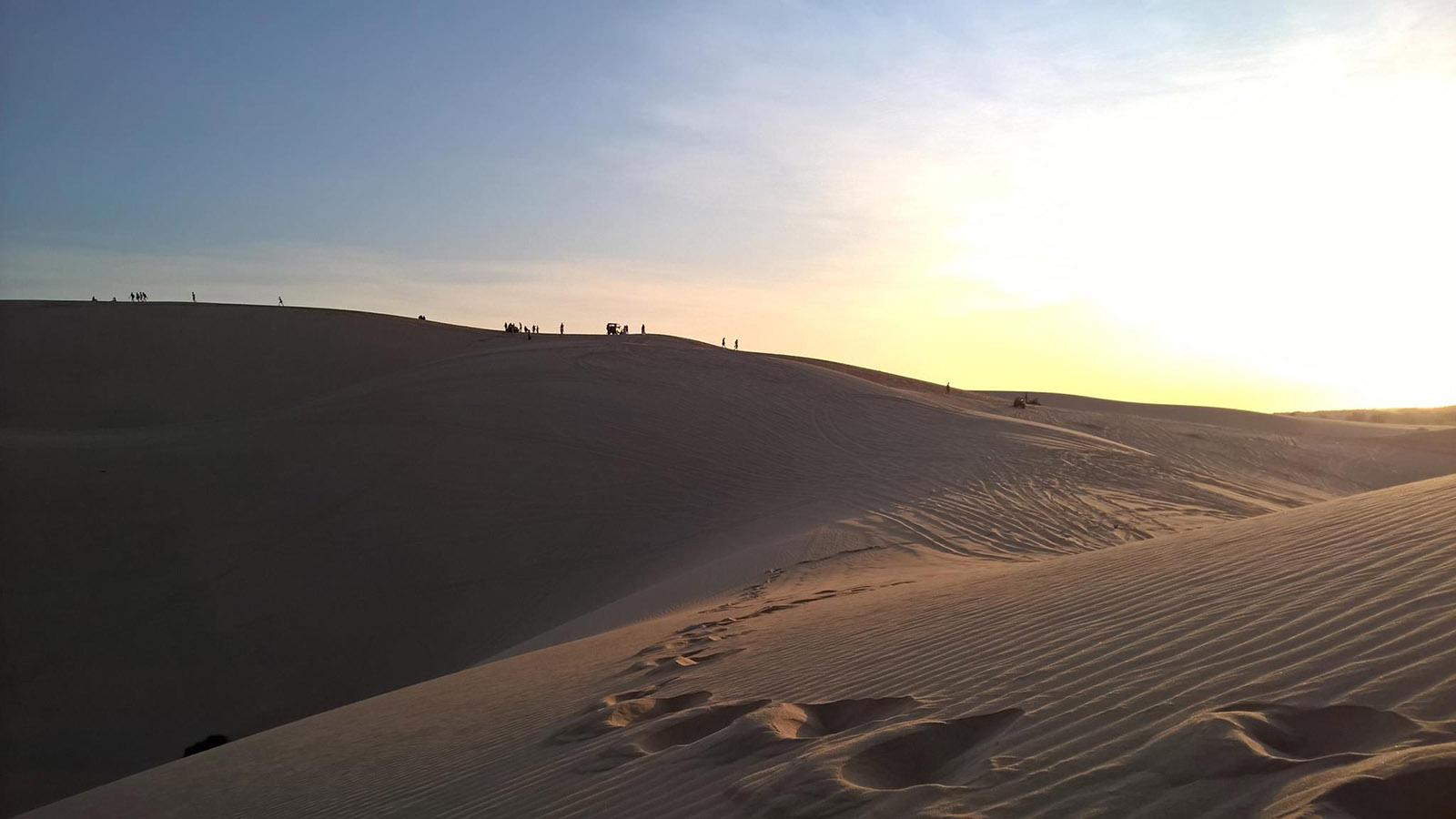 private car hire to Mui Ne